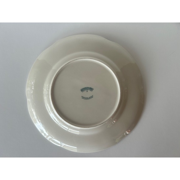 Vintage Johnson Bros Red Christmas Tree China Plate 8" England, holiday decor, - Picture 2 of 4